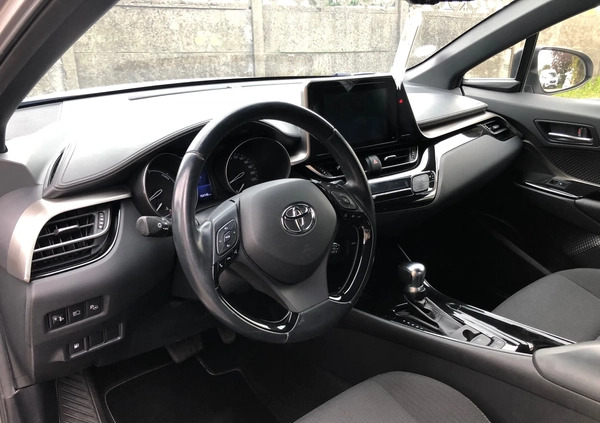 Toyota C-HR cena 75900 przebieg: 164000, rok produkcji 2018 z Mrągowo małe 704